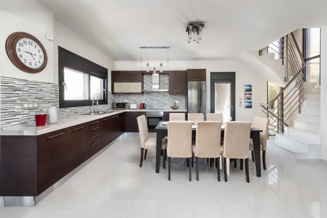 Ixia Breeze 3 Villa Kültér fotó